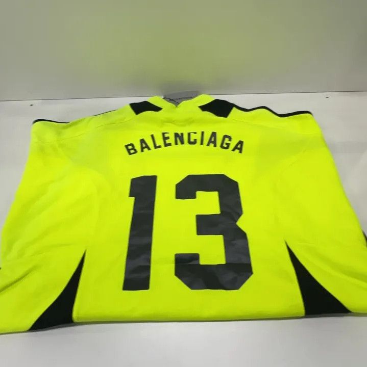 Balenciaga Balenciaga Logo Print Short Sleeve T-shirt Size US S / EU 44-46 / 1 - 13 Thumbnail