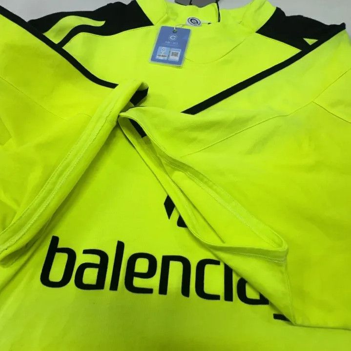 Balenciaga Balenciaga Logo Print Short Sleeve T-shirt Size US S / EU 44-46 / 1 - 8 Thumbnail