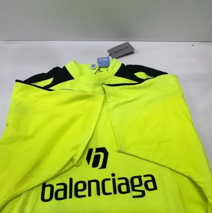 Balenciaga Balenciaga Logo Print Short Sleeve T-shirt Size US S / EU 44-46 / 1 - 15 Thumbnail