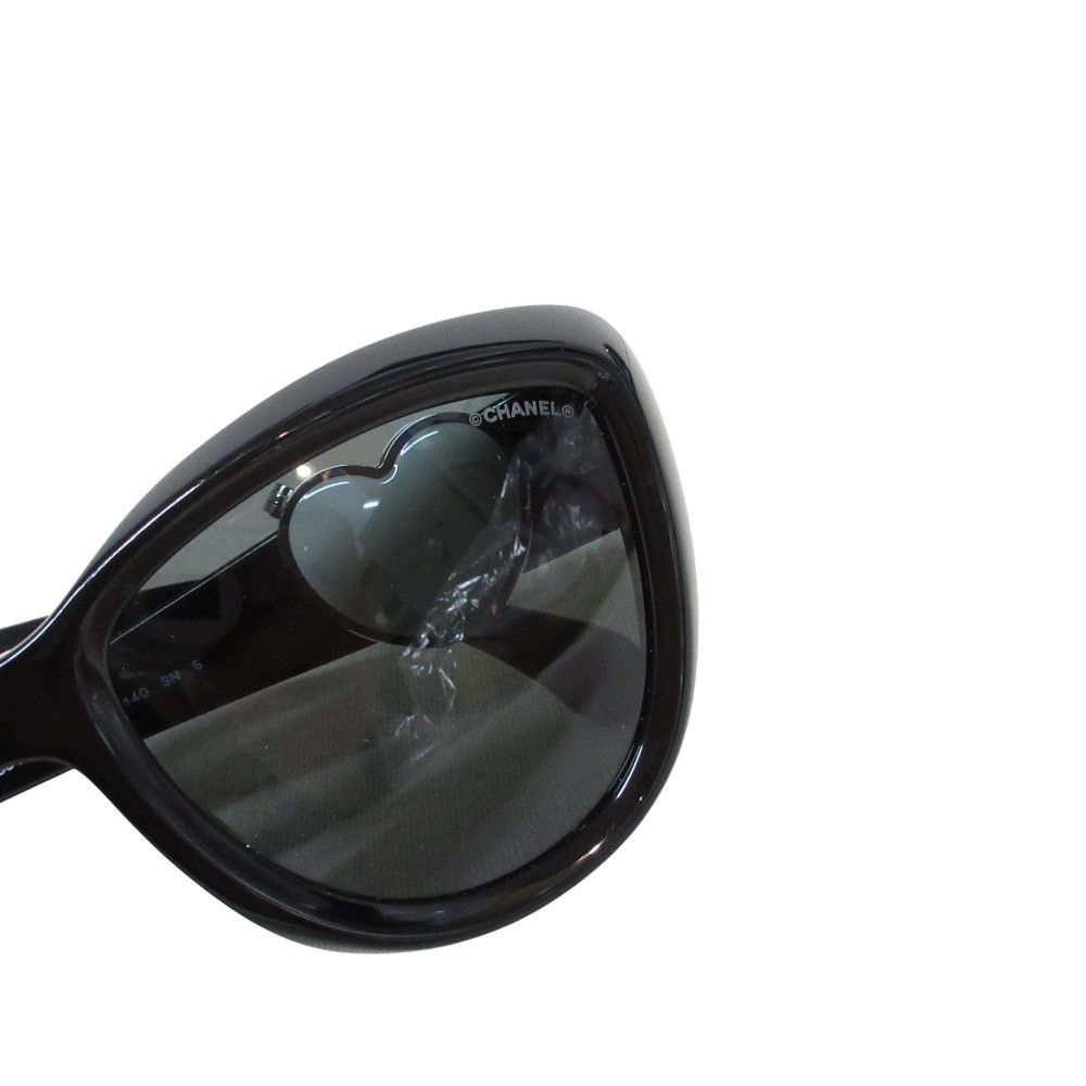 Chanel Chanel Heart Shape Coco Mark Sunglasses Plastic  display picture 1