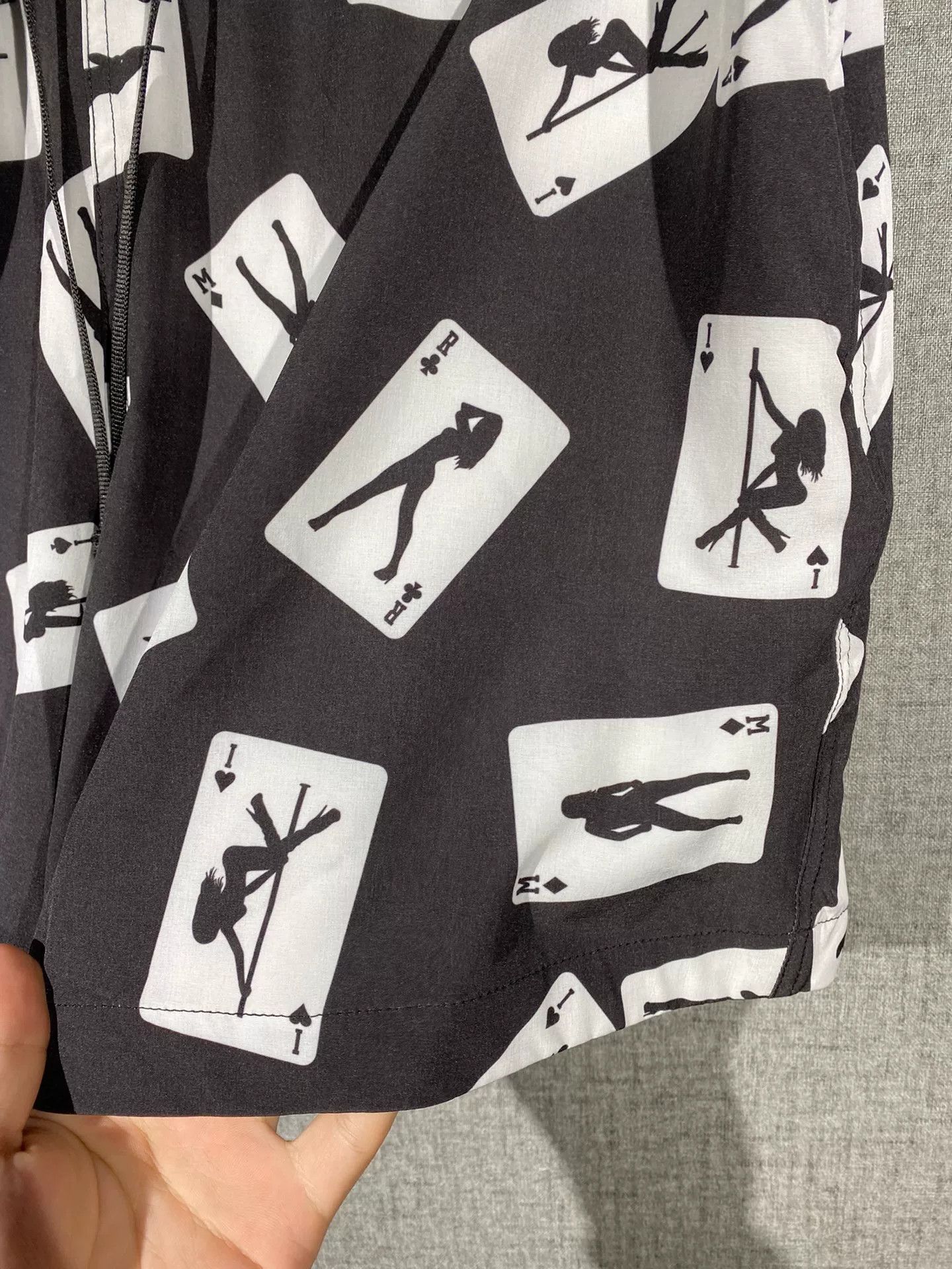 Amiri amiri men's shorts with unique print Size US 28 / EU 44 - 3 Thumbnail