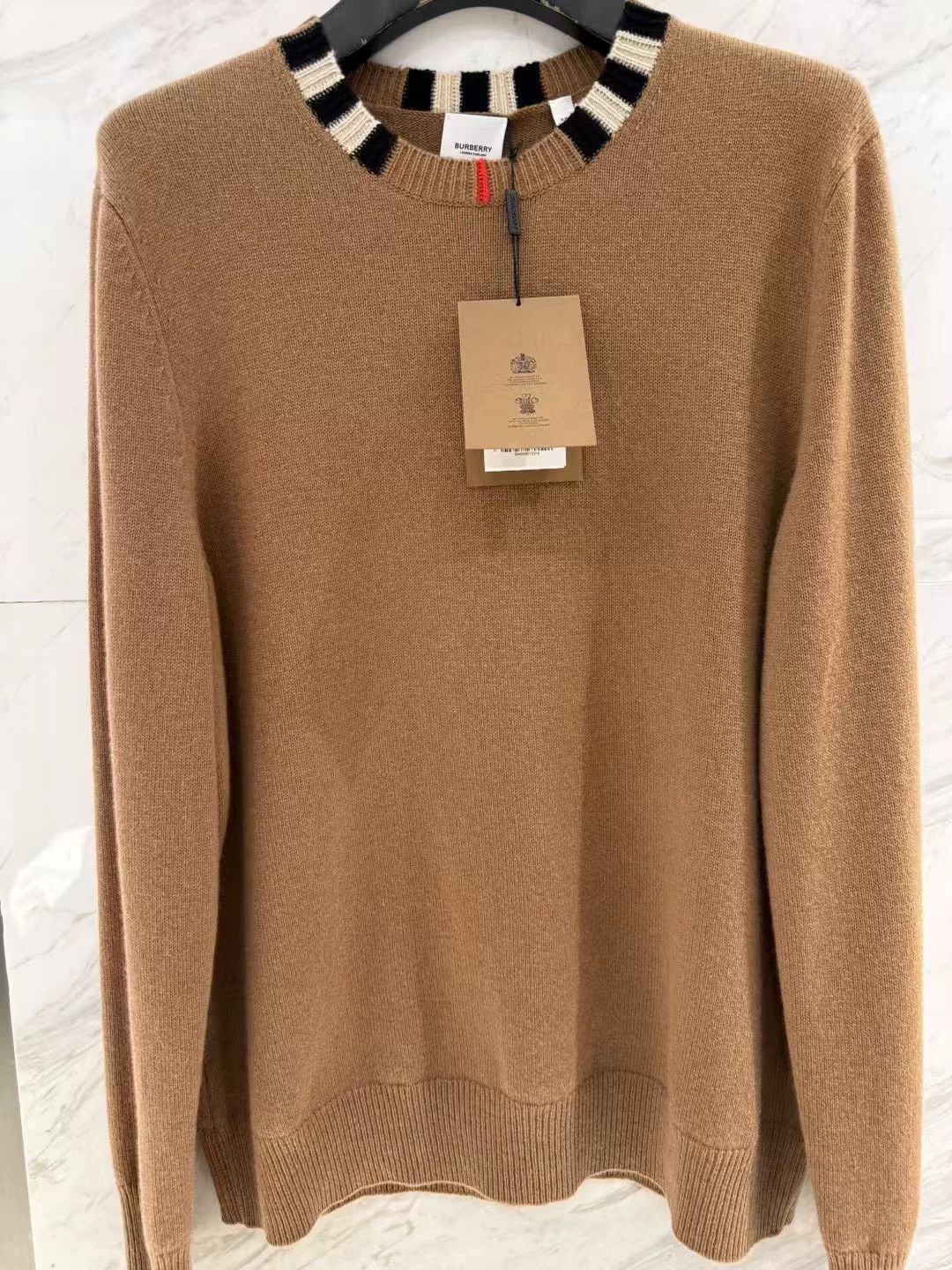 Burberry burberry men's sweater with tag, brand new Size US XXL / EU 58 / 5 - 2 Thumbnail