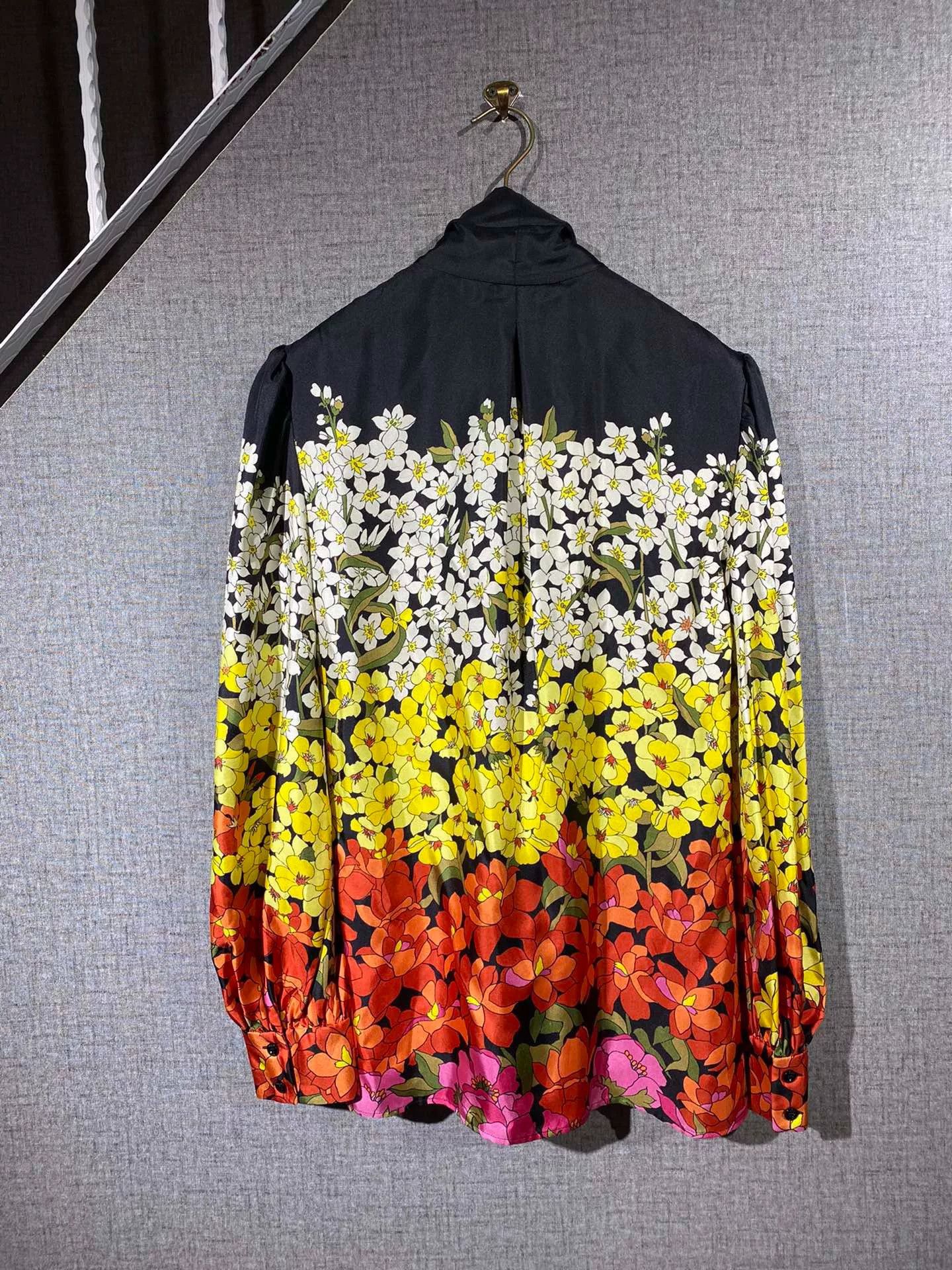 Gucci floral silk blouse jacket by gucci Size L / US 10 / IT 46 - 2 Thumbnail