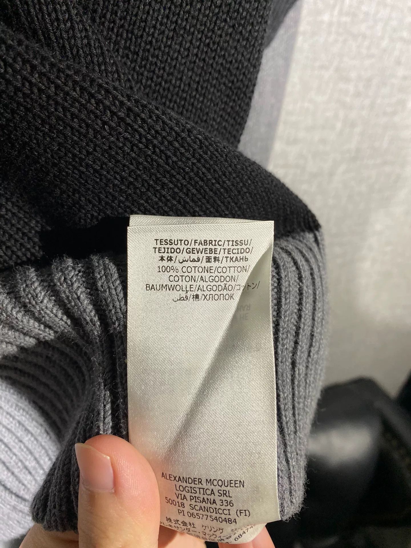 Alexander McQueen alexander mcqueen men's sweater in black and gray Size US S / EU 44-46 / 1 - 6 Thumbnail