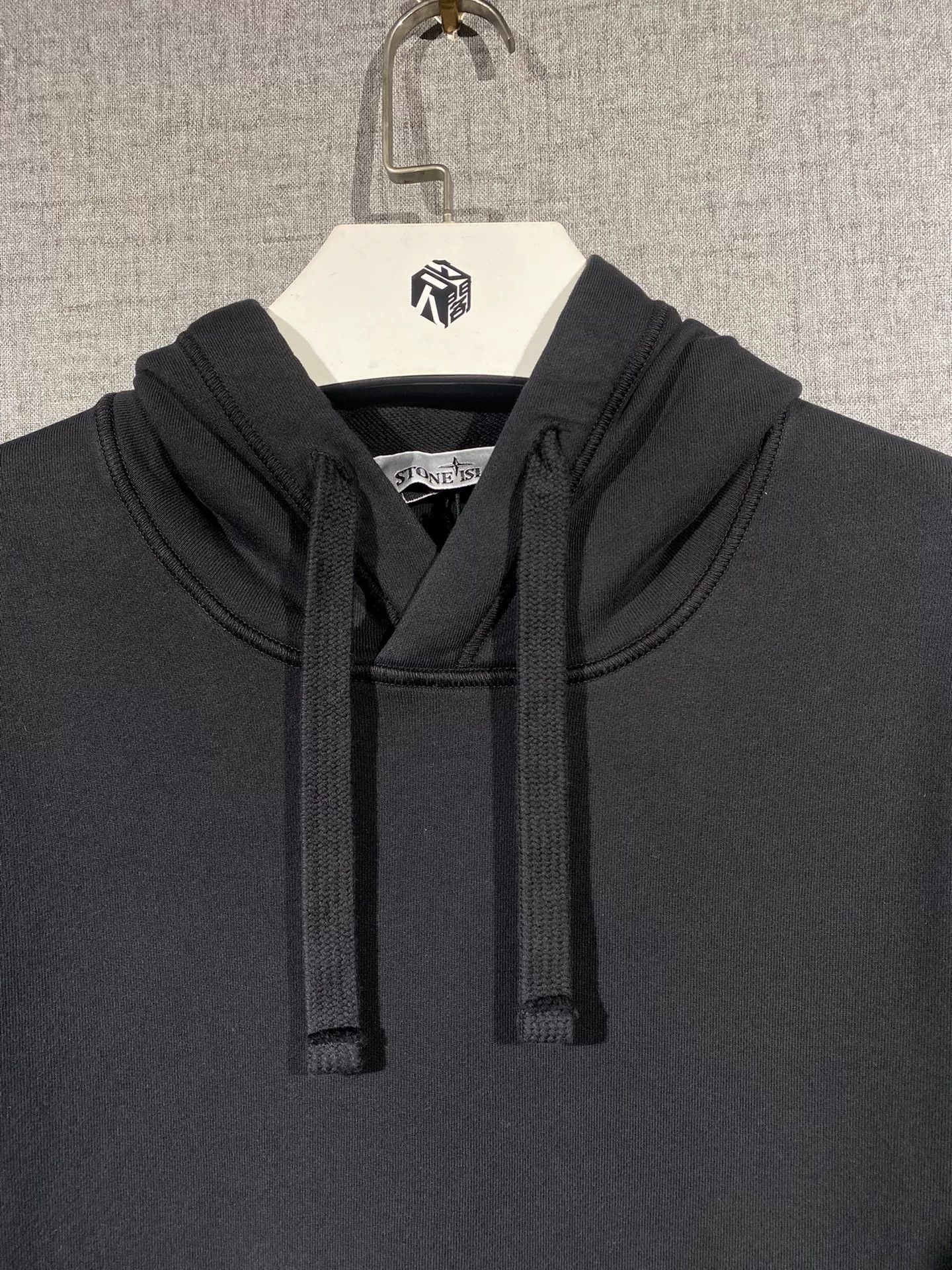 Stone Island stone island black hooded sweatshirt Size US S / EU 44-46 / 1 - 3 Thumbnail