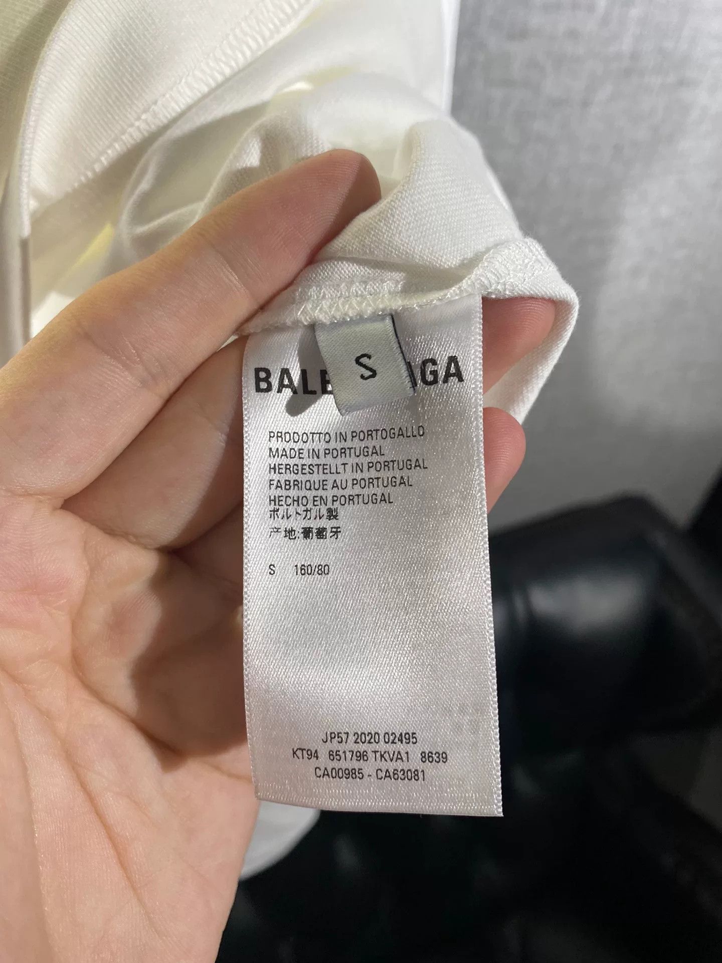 Balenciaga long sleeve t-shirt with peace sign design Size US S / EU 44-46 / 1 - 7 Thumbnail