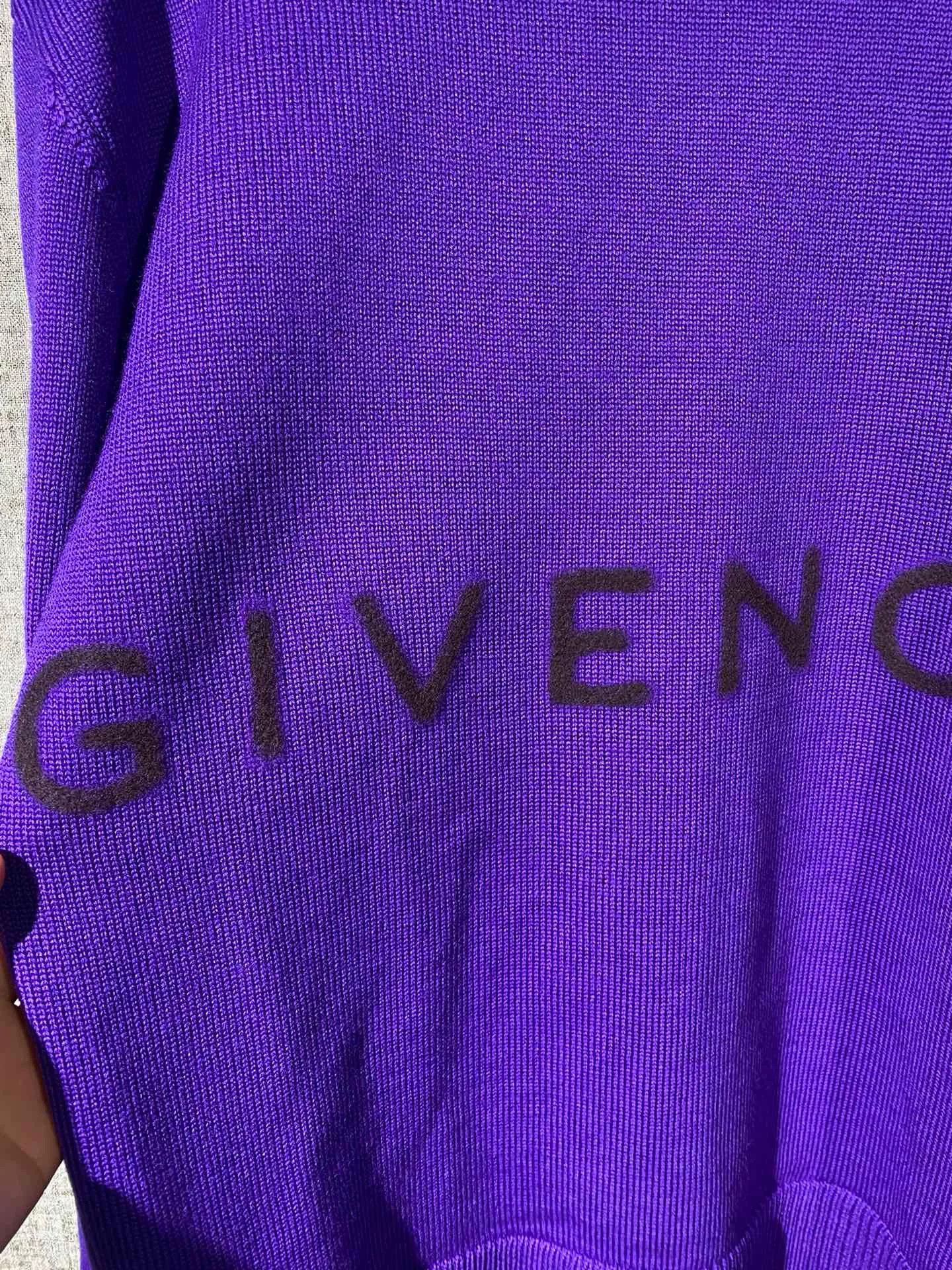 Givenchy givenchy purple knit sweater with tags Size US S / EU 44-46 / 1 - 3 Thumbnail