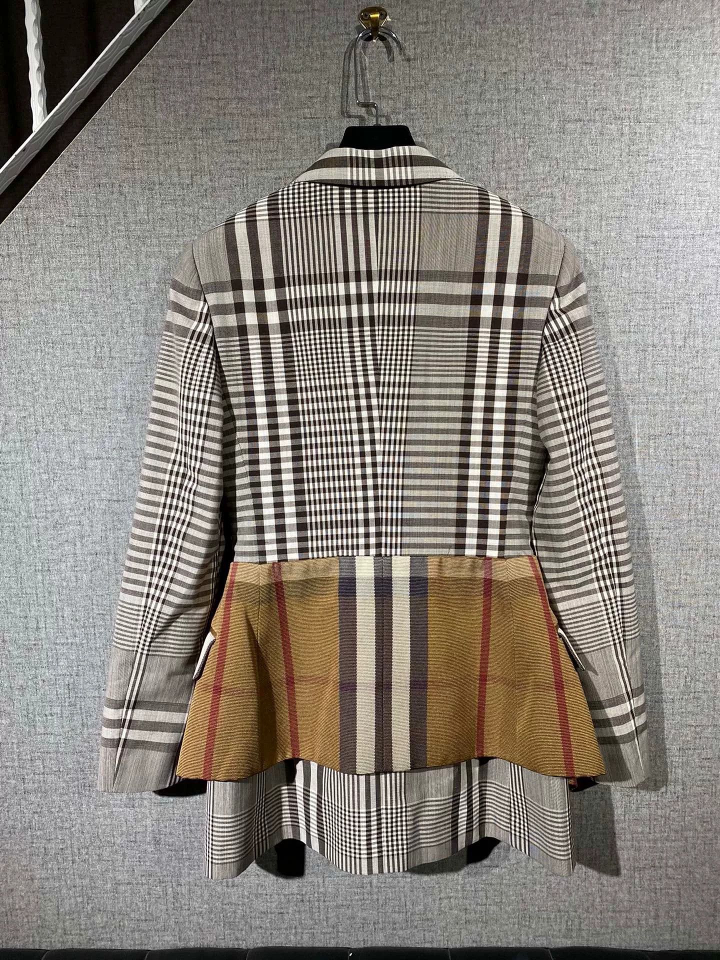 Burberry burberry women's plaid blazer jacket with tags Size M / US 6-8 / IT 42-44 - 2 Thumbnail