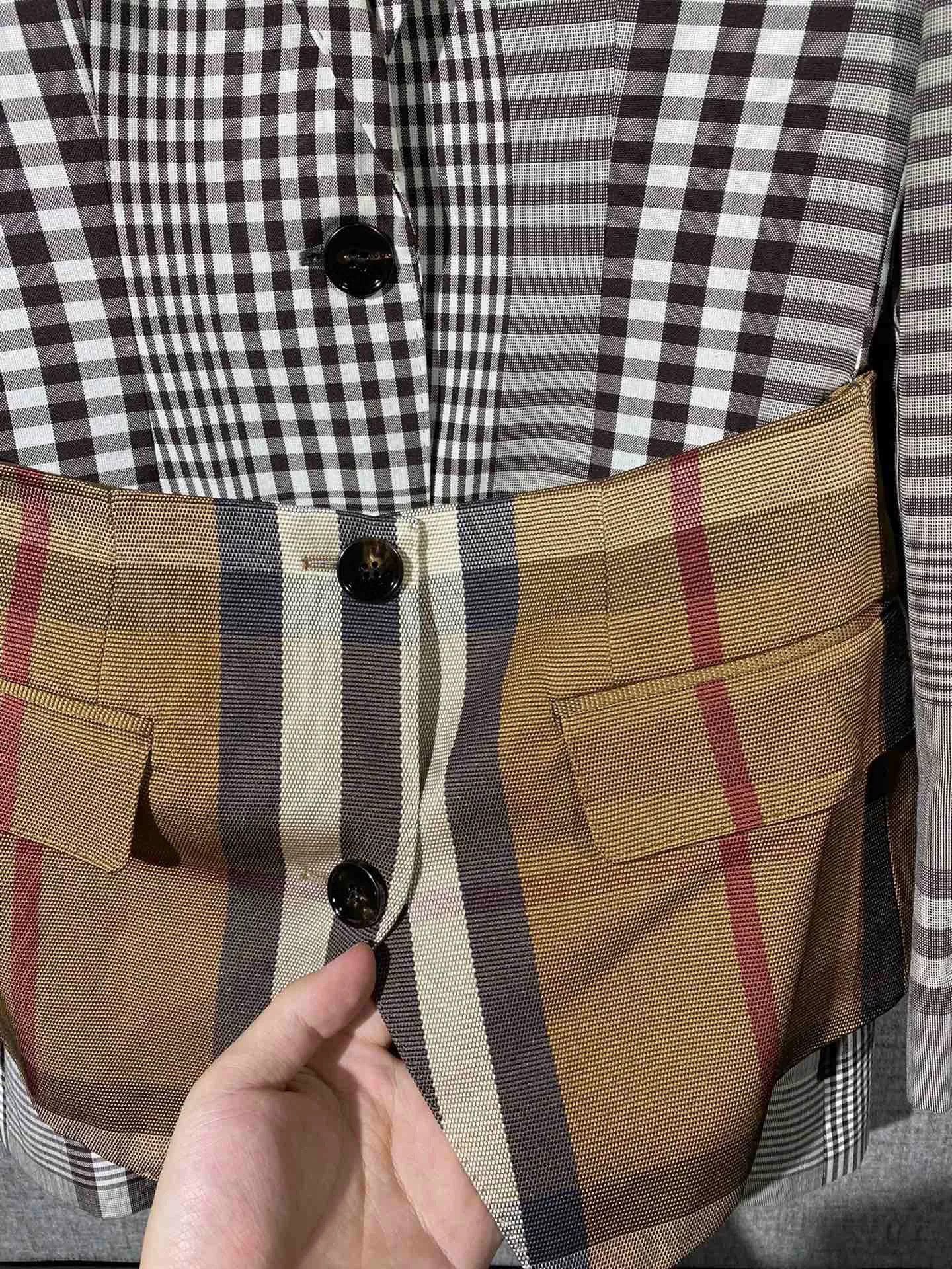Burberry burberry women's plaid blazer jacket with tags Size M / US 6-8 / IT 42-44 - 3 Thumbnail