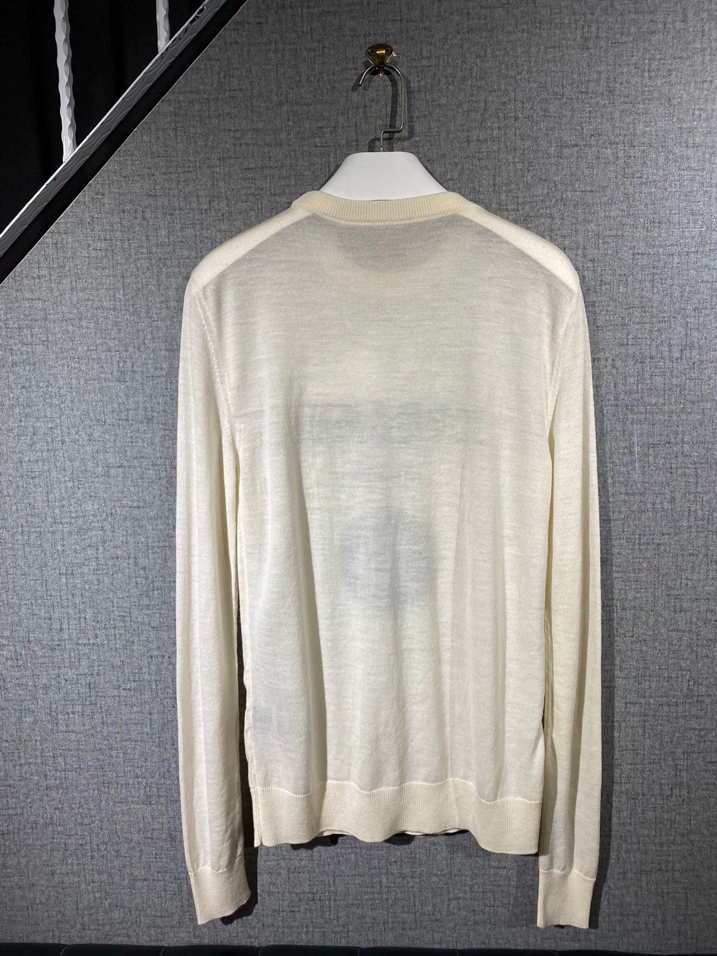 Balmain balmain lightweight knit sweater with tag Size US XS / EU 42 / 0 - 2 Thumbnail