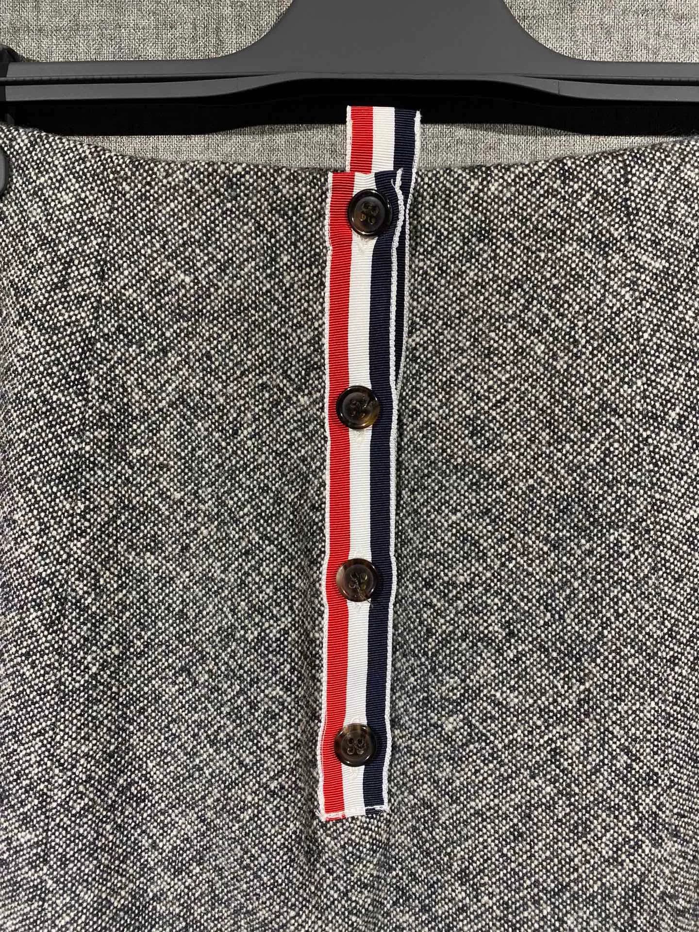 Thom Browne thom browne women's skirt with side detail Size 38" / US 16 / IT 52 - 4 Thumbnail