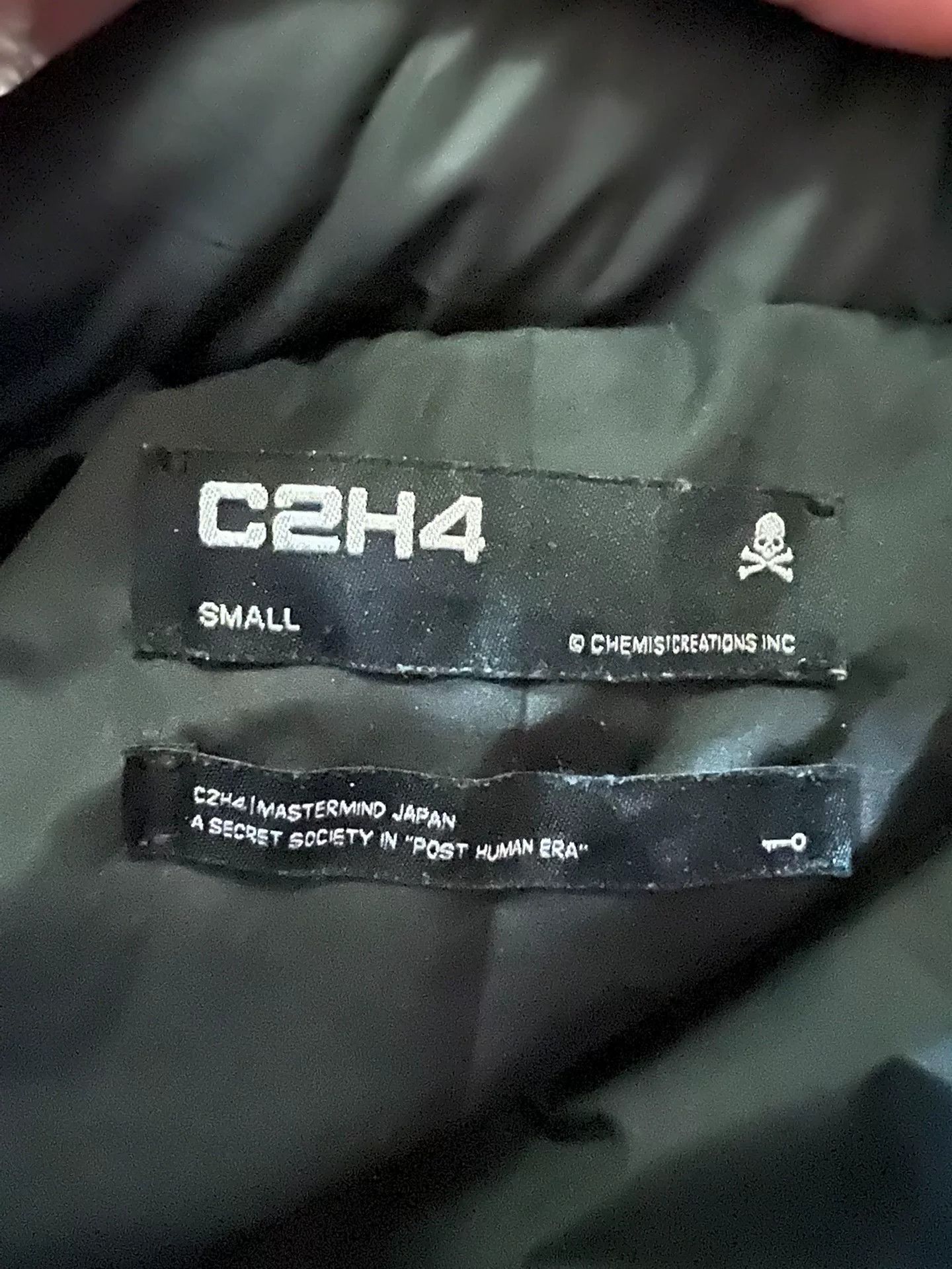 C2H4 oversized black metallic skeleton puffer jacket Size US S / EU 44-46 / 1 - 8 Thumbnail