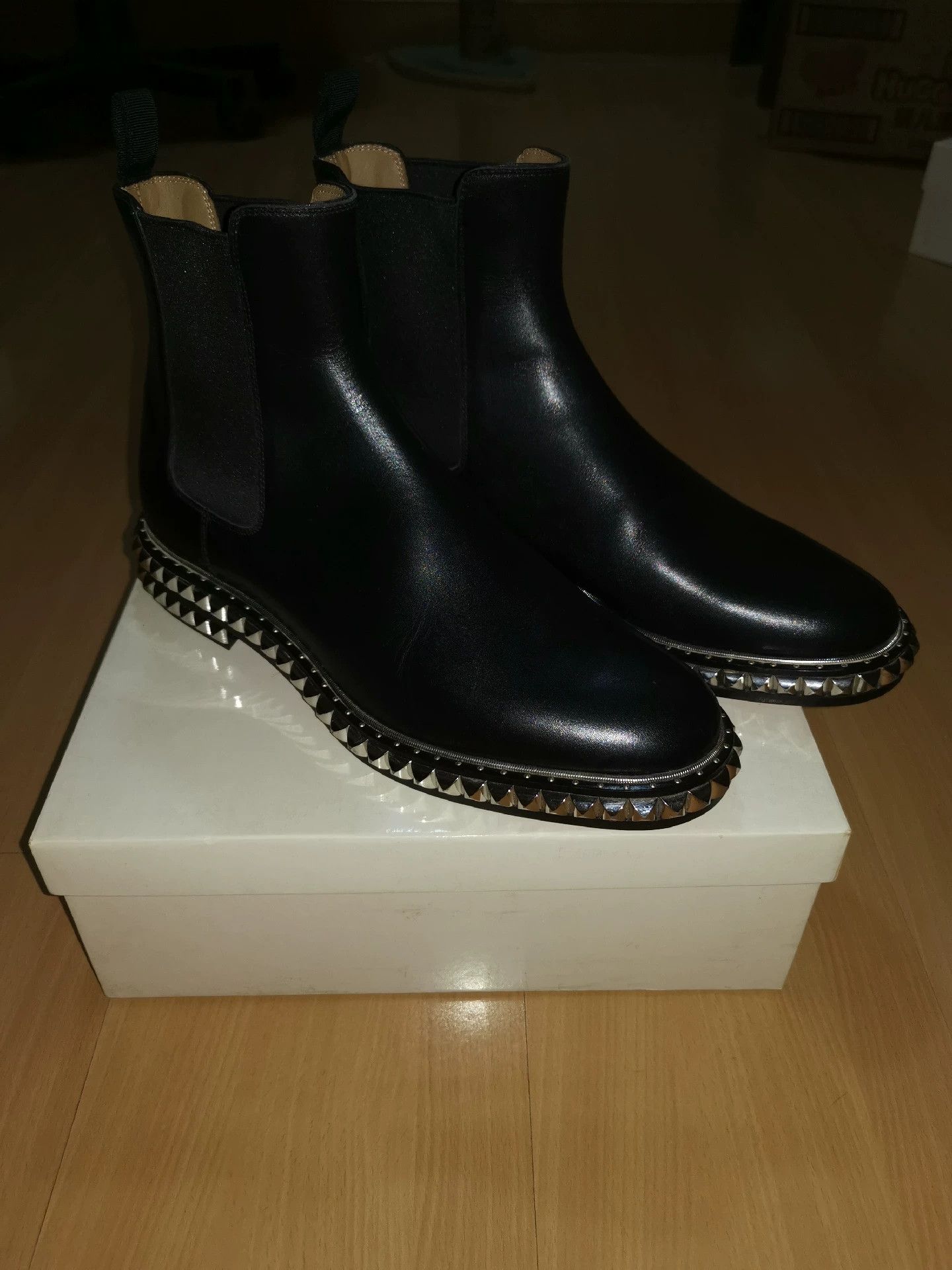 Christian Louboutin Christian Louboutin Studded Chelsea Ankle Boots Size US 10.5 / EU 43-44 - 3 Thumbnail