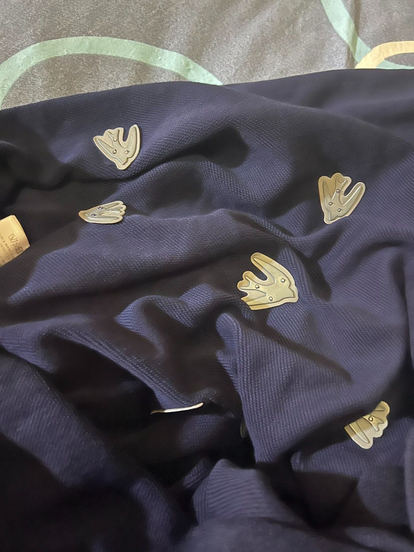 Alexander McQueen mcqueen metallic swallow sweatshirt in navy blue Size L / US 10 / IT 46 - 7 Thumbnail