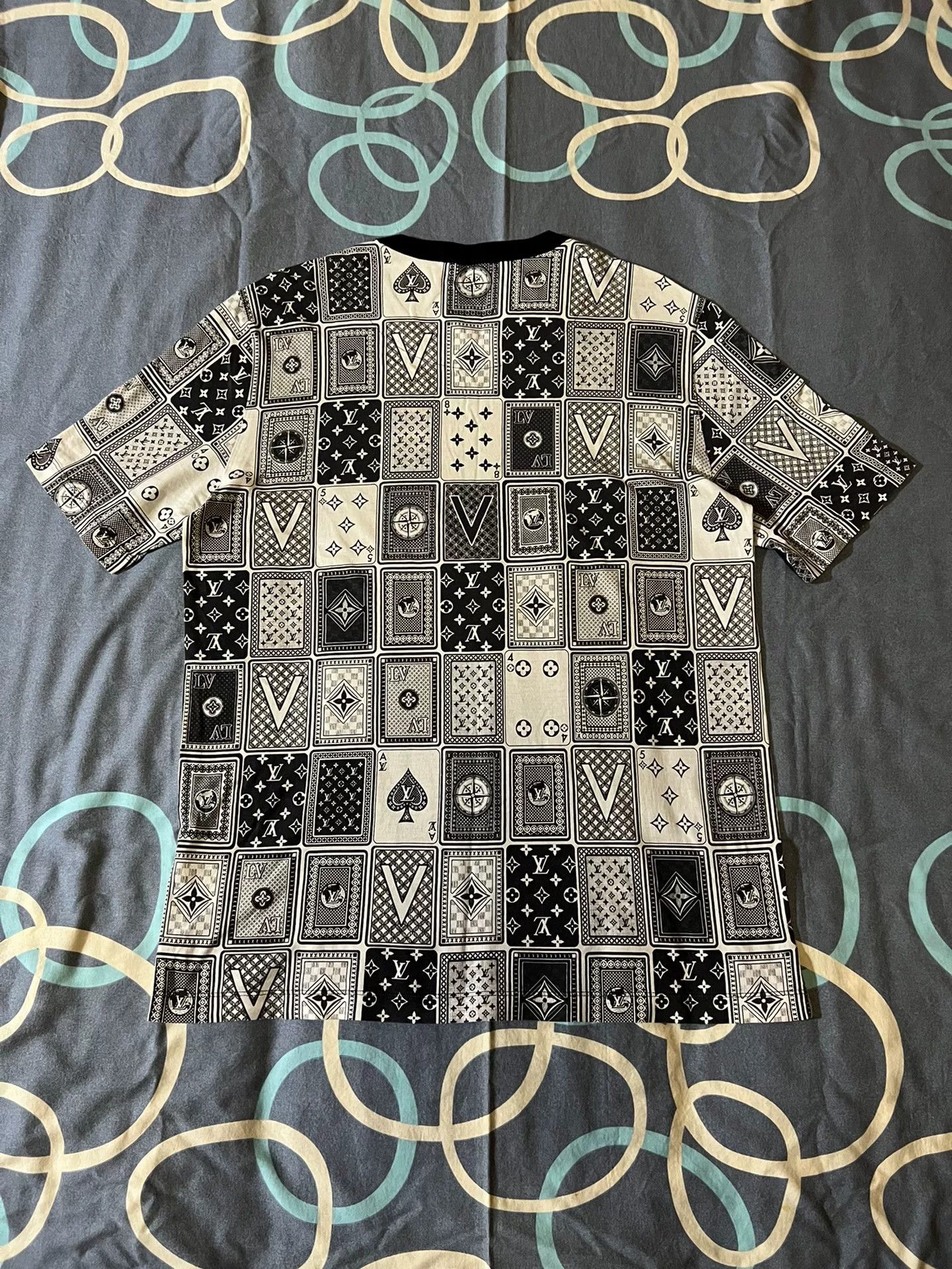 Louis Vuitton louis vuitton limited edition poker logo t-shirt Size US XXL / EU 58 / 5 - 2 Thumbnail