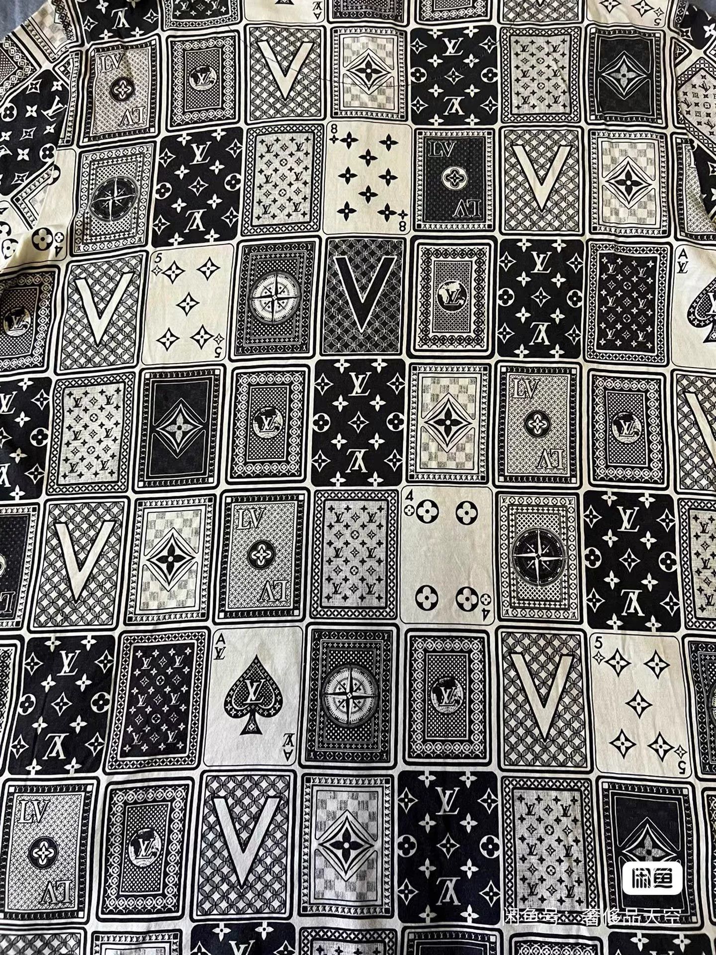 Louis Vuitton louis vuitton limited edition poker logo t-shirt Size US XXL / EU 58 / 5 - 6 Thumbnail