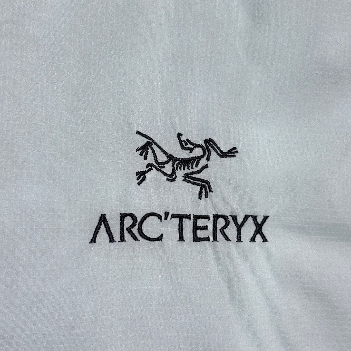Arc'teryx arcteryx atom hoody glacier blue jacket Size US S / EU 44-46 / 1 - 4 Thumbnail
