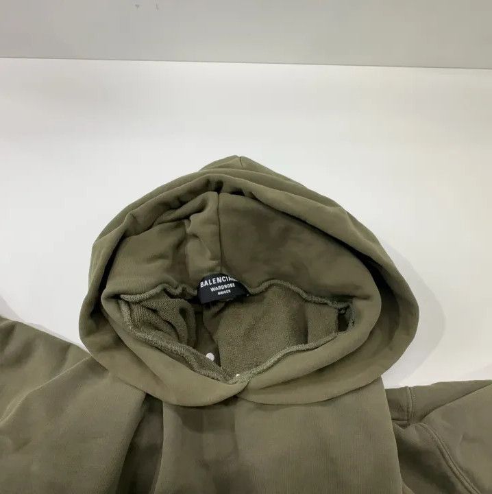 Balenciaga Balenciaga Political Campaign Hoodie in Military Green Size US M / EU 48-50 / 2 - 7 Thumbnail