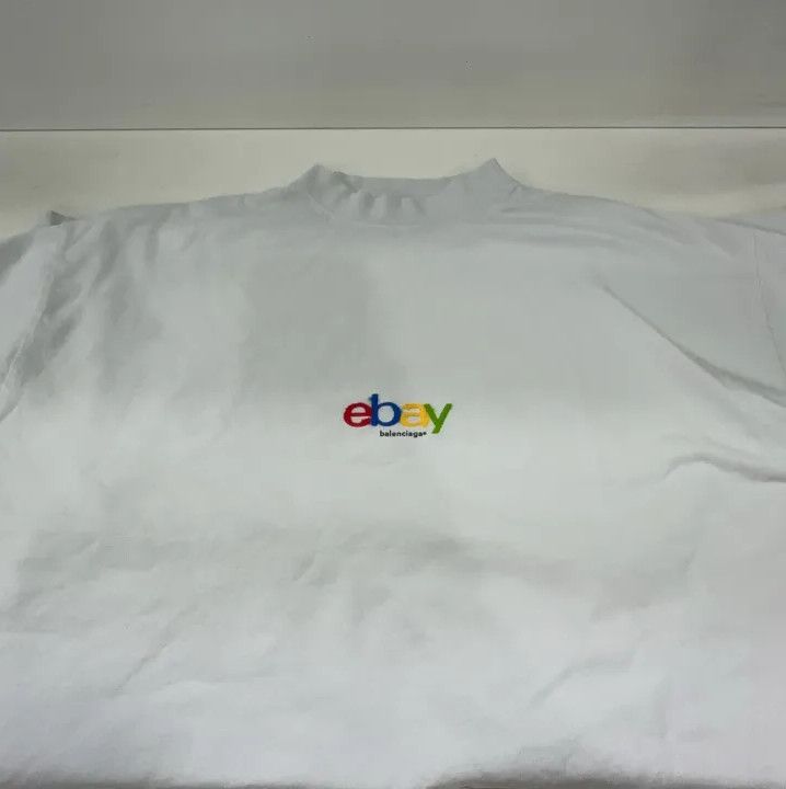 Balenciaga Balenciaga Embroidered Logo Short Sleeve T-Shirt Size US M / EU 48-50 / 2 - 9 Thumbnail