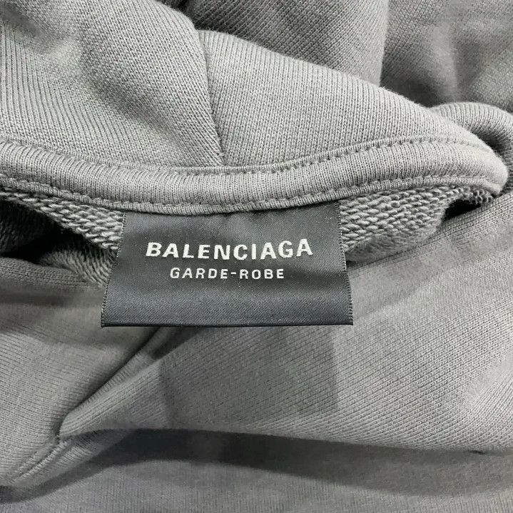 Balenciaga Balenciaga Gray Oversized Hoodie for Men Size US M / EU 48-50 / 2 - 7 Thumbnail