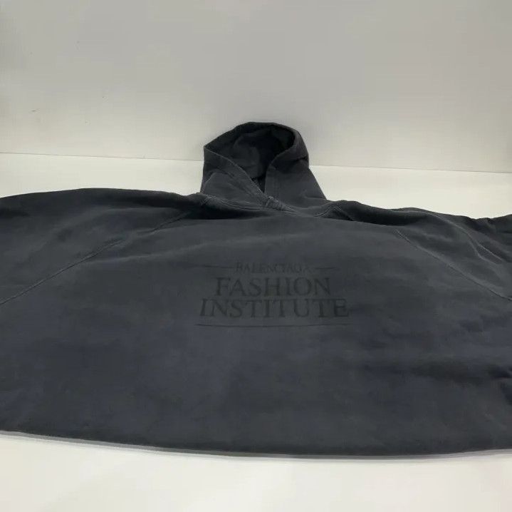 Balenciaga Balenciaga SS22 Logo Print Casual Hoodie Size US L / EU 52-54 / 3 - 10 Thumbnail