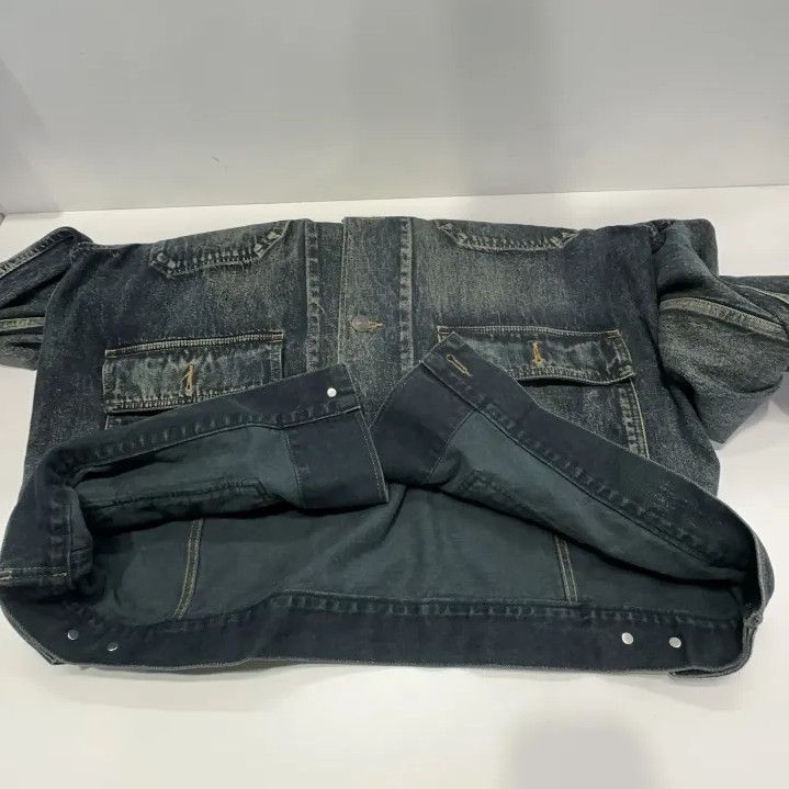 Balenciaga Balenciaga Vintage Logo Denim Jacket for Men Size US L / EU 52-54 / 3 - 8 Thumbnail