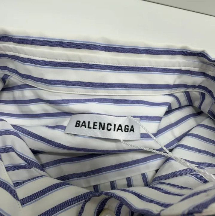 Balenciaga Balenciaga Casual Chic Button-Up Shirt and Tee Size US S / EU 44-46 / 1 - 5 Thumbnail