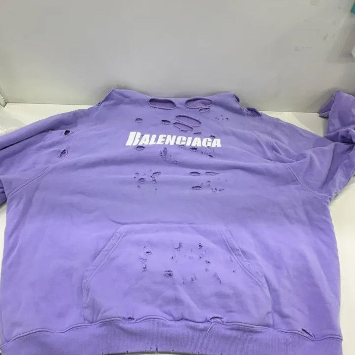 Balenciaga Balenciaga SS22 Purple Logo Hoodie with Distressed Details Size US M / EU 48-50 / 2 - 8 Thumbnail