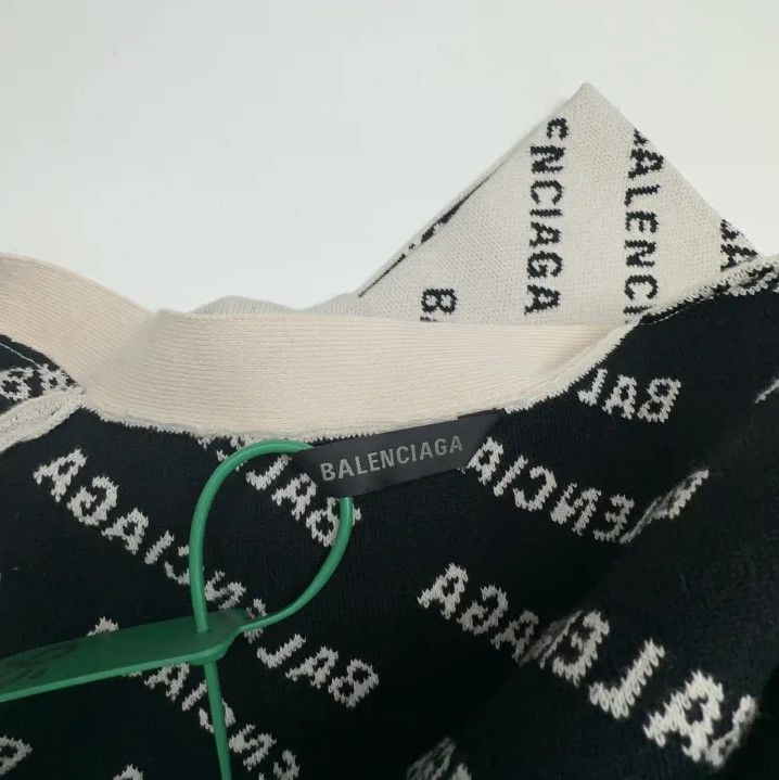 Balenciaga Balenciaga SS23 Logo Knit Cardigan for Men Size US M / EU 48-50 / 2 - 2 Thumbnail