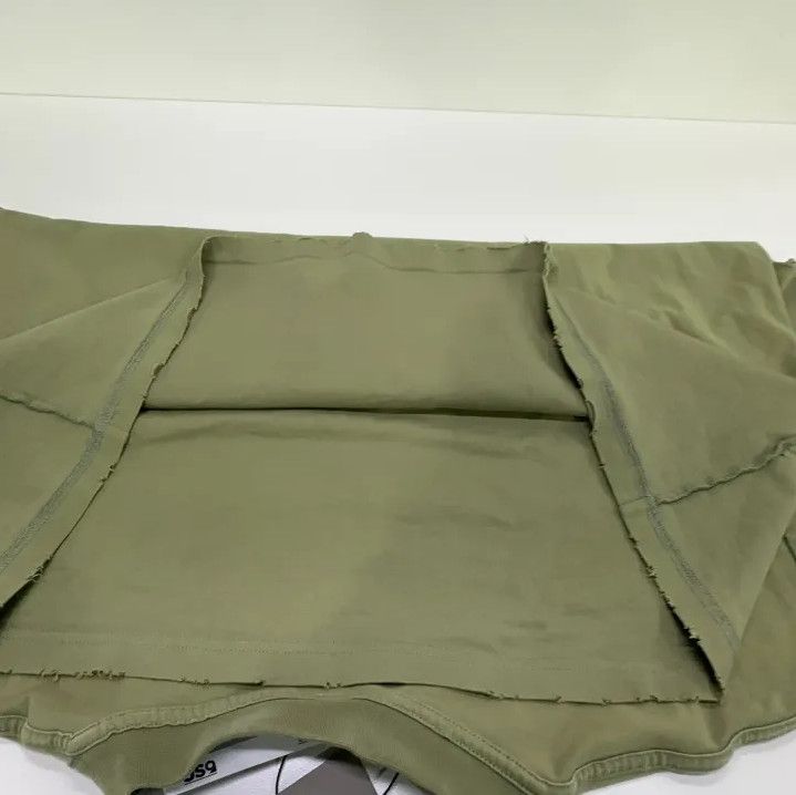 Balenciaga Balenciaga SS25 Vintage Style Short Sleeve T-Shirt Size US S / EU 44-46 / 1 - 11 Thumbnail