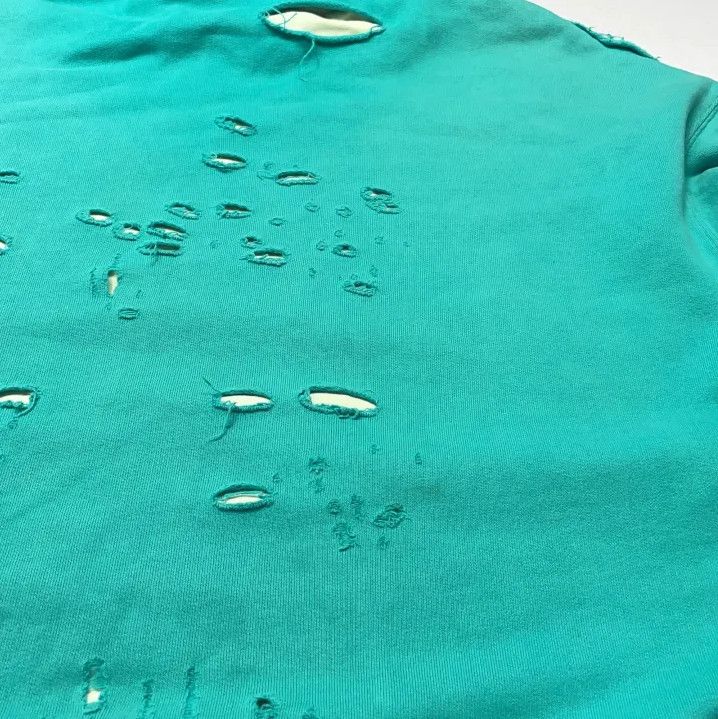Balenciaga Balenciaga Distressed Hooded Sweatshirt for Men Size US S / EU 44-46 / 1 - 19 Thumbnail