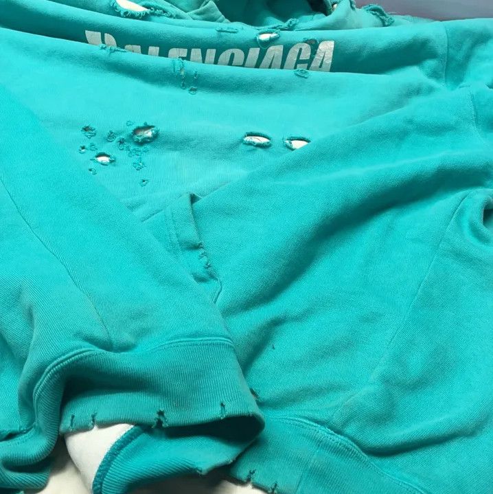 Balenciaga Balenciaga Distressed Hooded Sweatshirt for Men Size US S / EU 44-46 / 1 - 17 Thumbnail