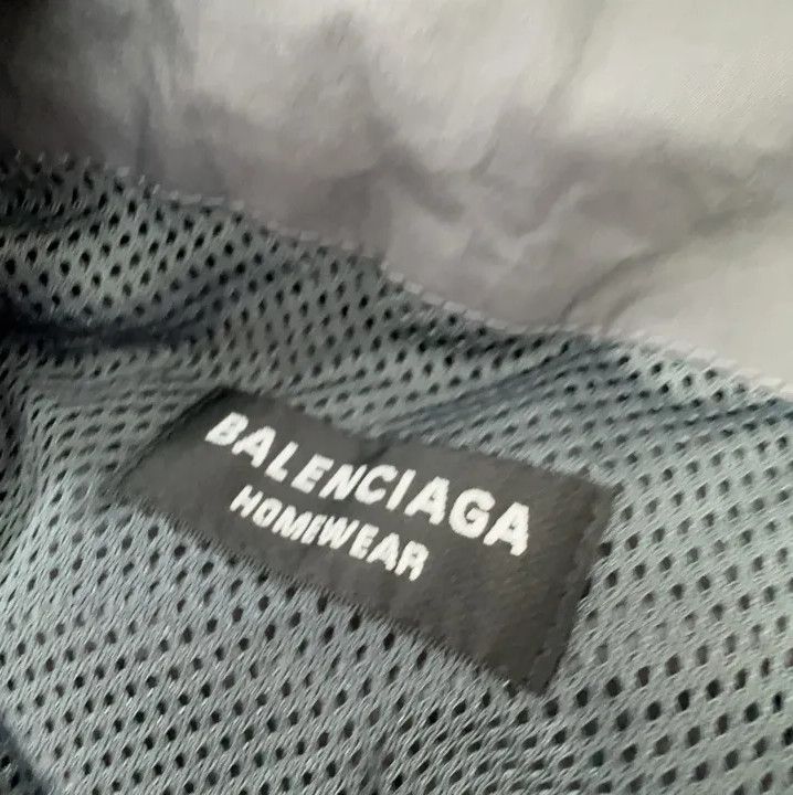 Balenciaga Balenciaga Oversized Logo Zip Jacket Size US XS / EU 42 / 0 - 5 Thumbnail