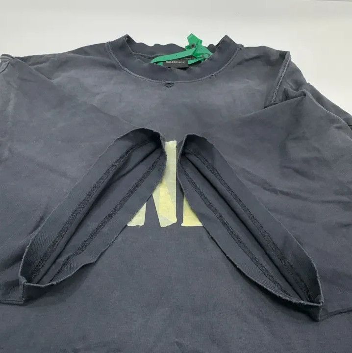 Balenciaga Balenciaga Black Logo Print Short Sleeve T-Shirt Size US L / EU 52-54 / 3 - 9 Thumbnail