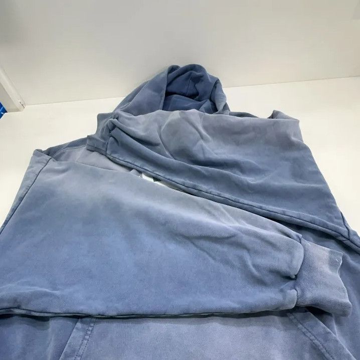 Balenciaga Balenciaga Comfort Long Sleeve Hoodie for Men Size US M / EU 48-50 / 2 - 18 Thumbnail