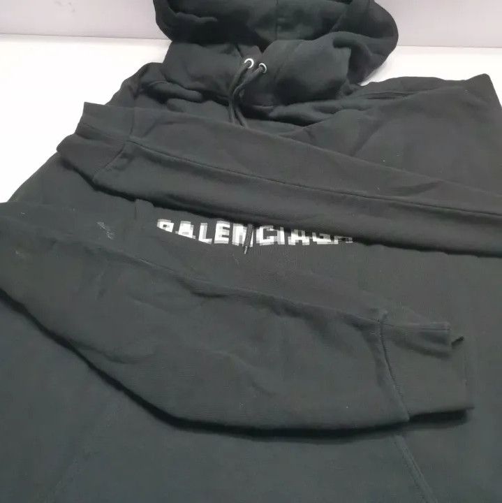 Balenciaga Balenciaga Logo Drawstring Sweatshirt for Men Size US XS / EU 42 / 0 - 9 Thumbnail