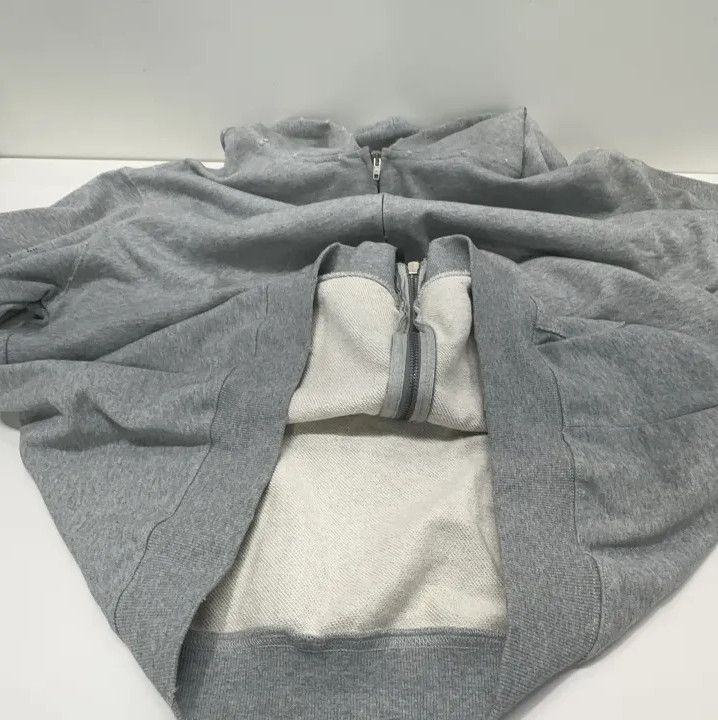 Balenciaga Balenciaga FW23 Gray Letter Print Hoodie Size US L / EU 52-54 / 3 - 10 Thumbnail