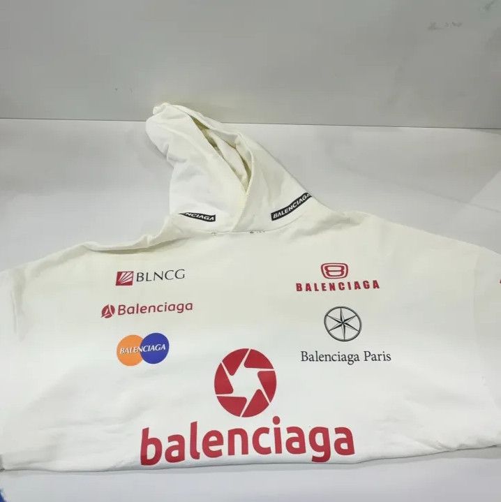 Balenciaga Balenciaga FW23 Logo Print Hoodie for All Size US M / EU 48-50 / 2 - 11 Thumbnail
