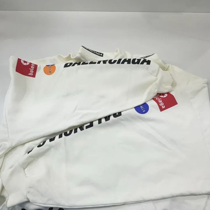 Balenciaga Balenciaga FW23 Logo Print Hoodie for All Size US M / EU 48-50 / 2 - 10 Thumbnail