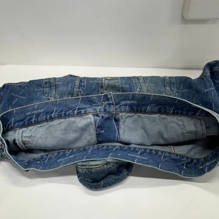 Balenciaga Balenciaga Pocket Denim Jacket for Men Size US L / EU 52-54 / 3 - 10 Thumbnail