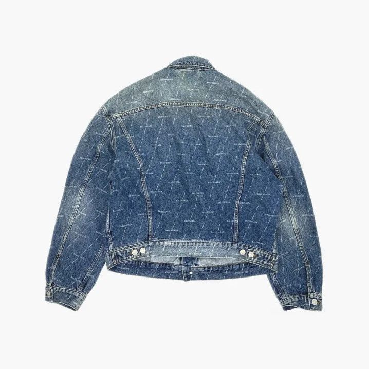 Balenciaga Balenciaga Pocket Denim Jacket for Men Size US L / EU 52-54 / 3 - 3 Thumbnail