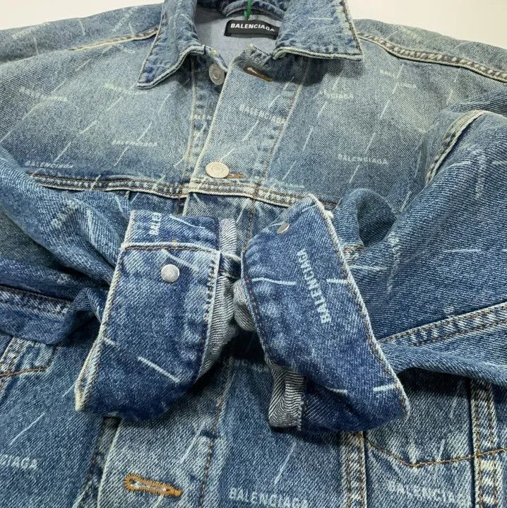 Balenciaga Balenciaga Pocket Denim Jacket for Men Size US L / EU 52-54 / 3 - 13 Thumbnail