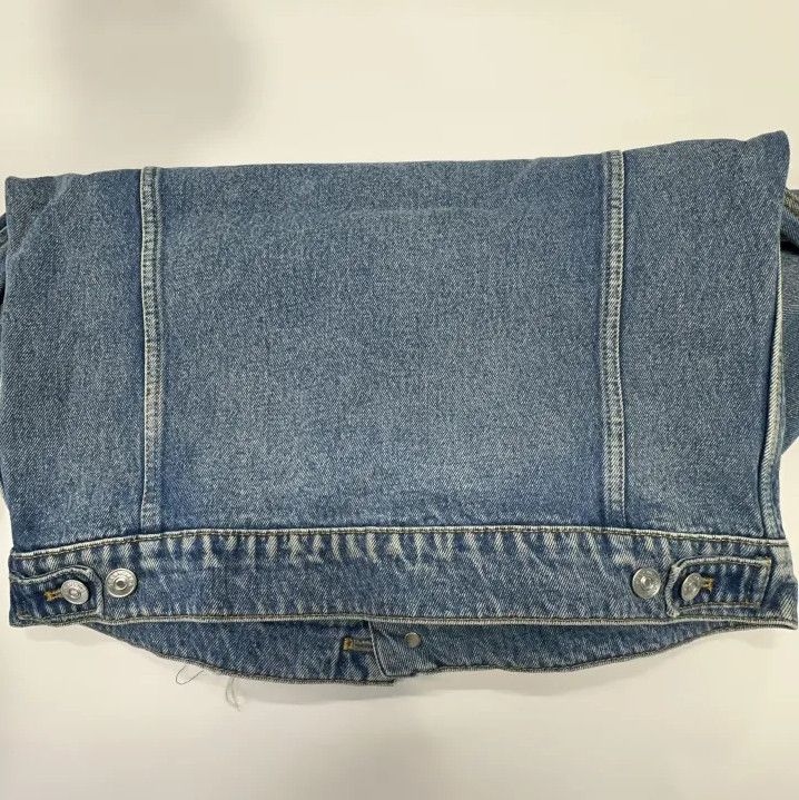 Balenciaga Balenciaga Casual Fashion Solid Color Denim Jacket Size US L / EU 52-54 / 3 - 12 Thumbnail