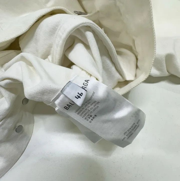 Balenciaga Balenciaga White Denim Jacket with Logo Size US L / EU 52-54 / 3 - 6 Thumbnail