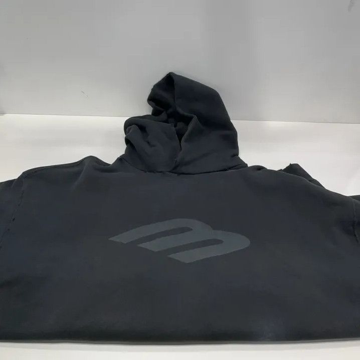 Balenciaga Balenciaga 3B Stencil Hoodie in Black Size US L / EU 52-54 / 3 - 10 Thumbnail