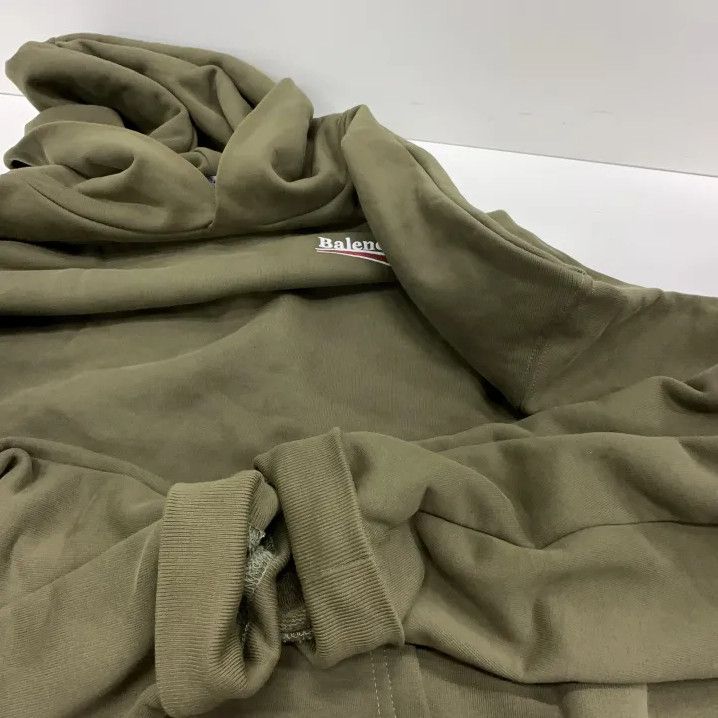 Balenciaga Balenciaga Political Campaign Hoodie in Military Green Size US S / EU 44-46 / 1 - 7 Thumbnail