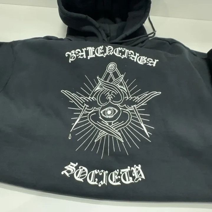 Balenciaga Balenciaga Black Graphic Print Hoodie Size US XS / EU 42 / 0 - 7 Thumbnail