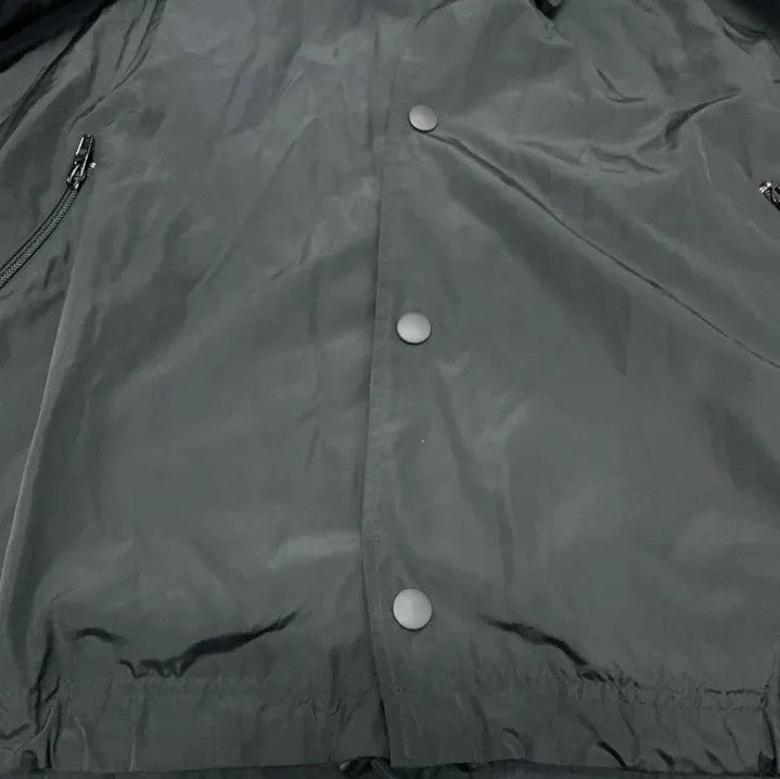 Balenciaga Balenciaga Black Hooded Button-Up Jacket Size US L / EU 52-54 / 3 - 9 Thumbnail