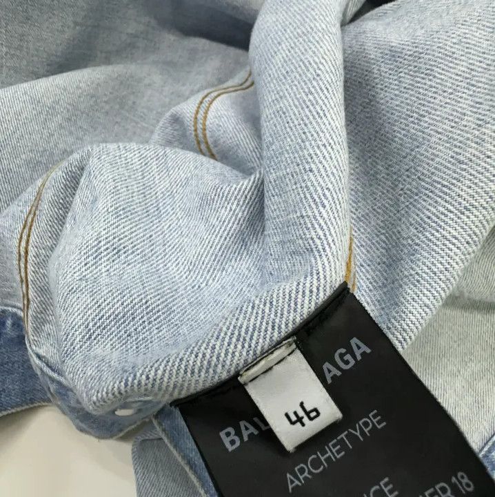Balenciaga Balenciaga Logo Denim Jacket for Men Size US M / EU 48-50 / 2 - 5 Thumbnail