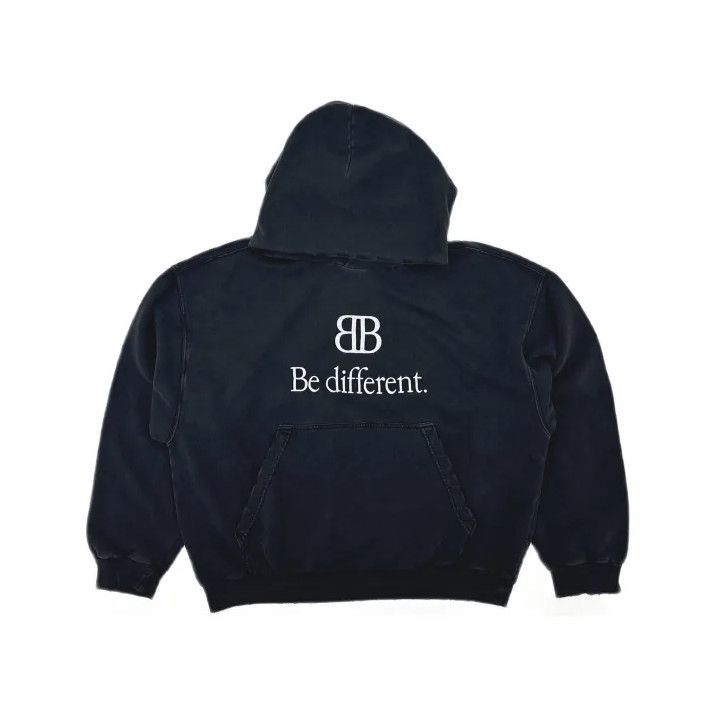 Balenciaga Balenciaga Be Different Logo Hoodie Size US S / EU 44-46 / 1 - 2 Thumbnail